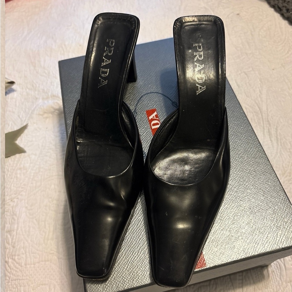 Prada Black Leather Square-Toe Mule Heels 8.5 39 1/2 90s minimalist vintage